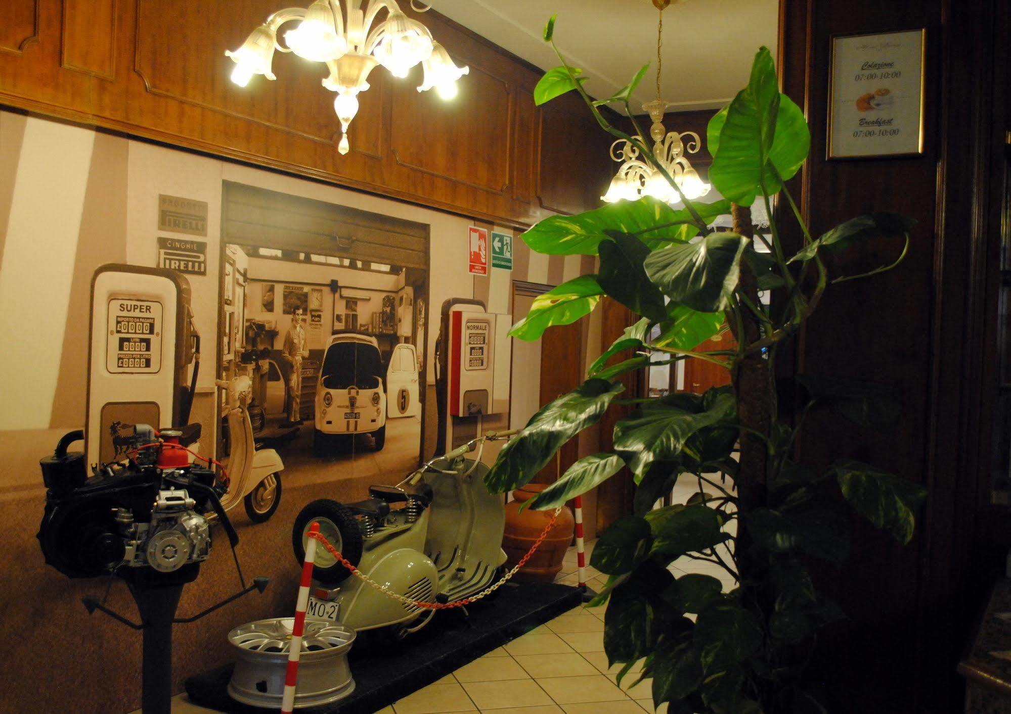 Hotel Domus Маранело Екстериор снимка